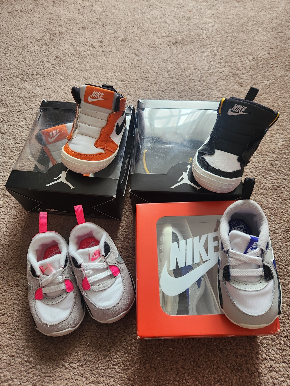 Nike Baby/Booties Sneakers Pack.  Air Max 90s & Jordan 1s